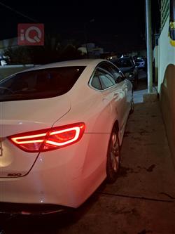 كرايسلر 200